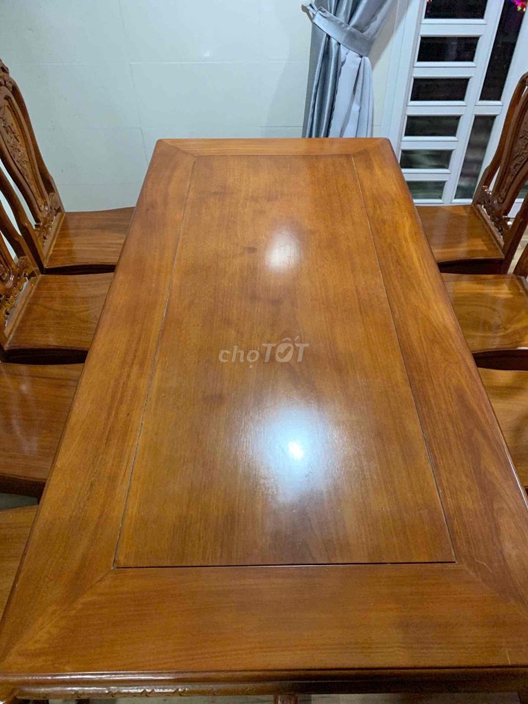Bộ bàn ghế  Gỗ  8 ghế. Mua bán Bàn ghế tại Huyện Long Thành Đồng Nai được đăng bởi trung pham hình 1
