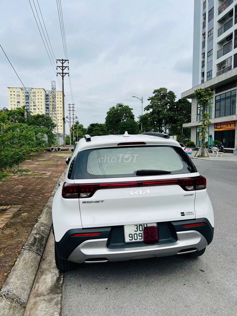 Kia Sonet 2022 Luxury 1.5 AT - 29000 km. Mua bán Ô tô tại Quận Long Biên Hà Nội được đăng bởi Nhan Luong hình 3