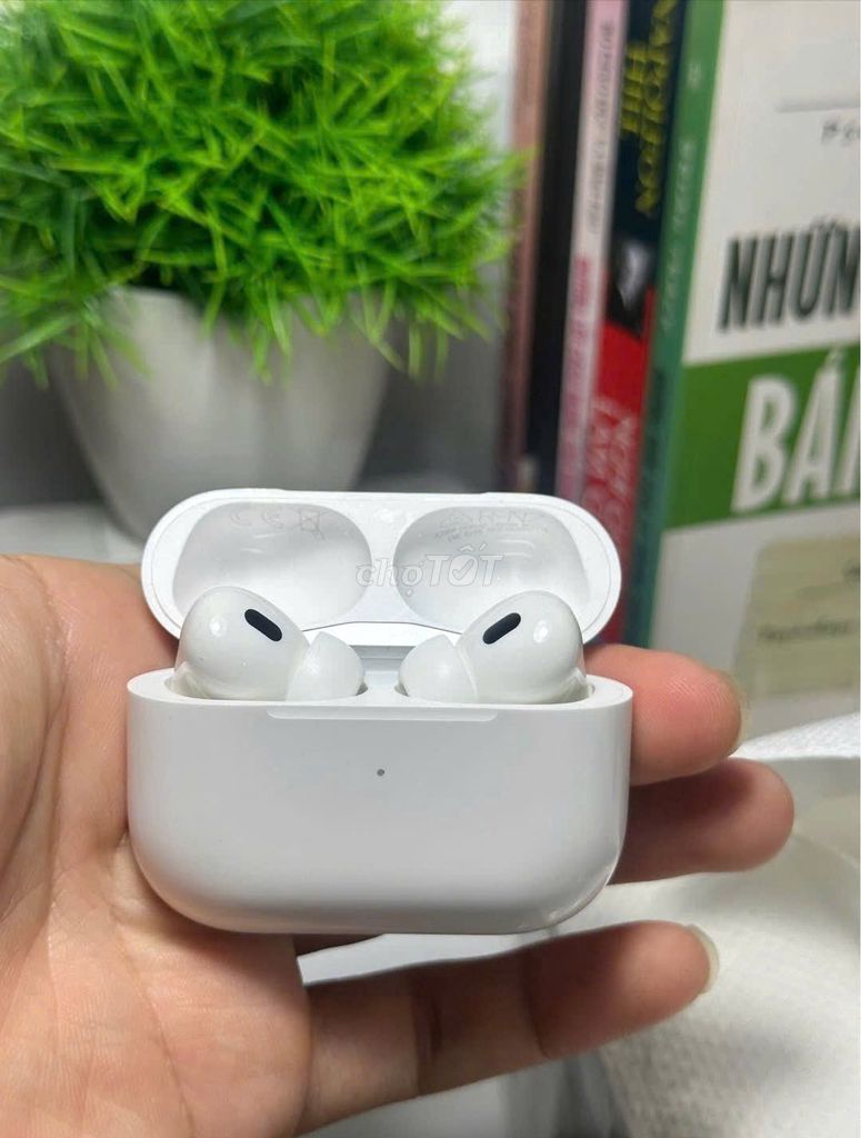 Tai nghe AirPods Pro 2 usb-c chính hãng còn bh 6th. Mua bán Tivi, Âm thanh tại Quận Gò Vấp Tp Hồ Chí Minh được đăng bởi Diem hình 1