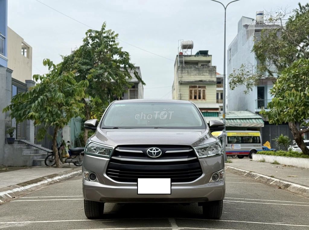 Toyota Innova 2.0E MT 2019, xe gia đình, 439 triệu