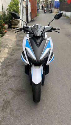 Yamaha NVX 155 Trắng xanh khóa smk phanh abs