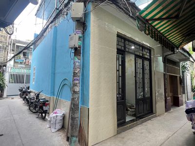 Аренда · 3 комн. · 51 м² · Quận 10, ул. Hẻm 384/99 Lý Thái Tổ