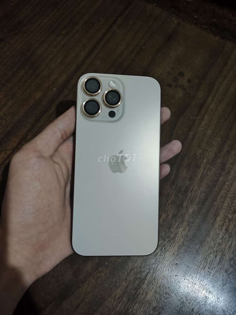 iPhone 16 Pro Max 256GB Vàng. Mua bán Điện thoại tại Quận Hai Bà Trưng Hà Nội được đăng bởi Anh Nguyễn hình 1