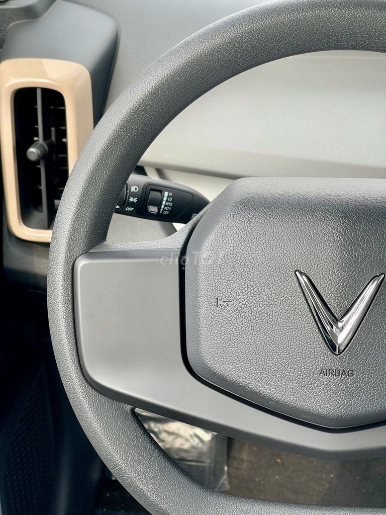 Sở hữu VF3 sành điệu chỉ từ 20 triệu trọn gói. Mua bán Ô tô tại Quận Bình Tân Tp Hồ Chí Minh được đăng bởi VinFast Sài Gòn hình 13