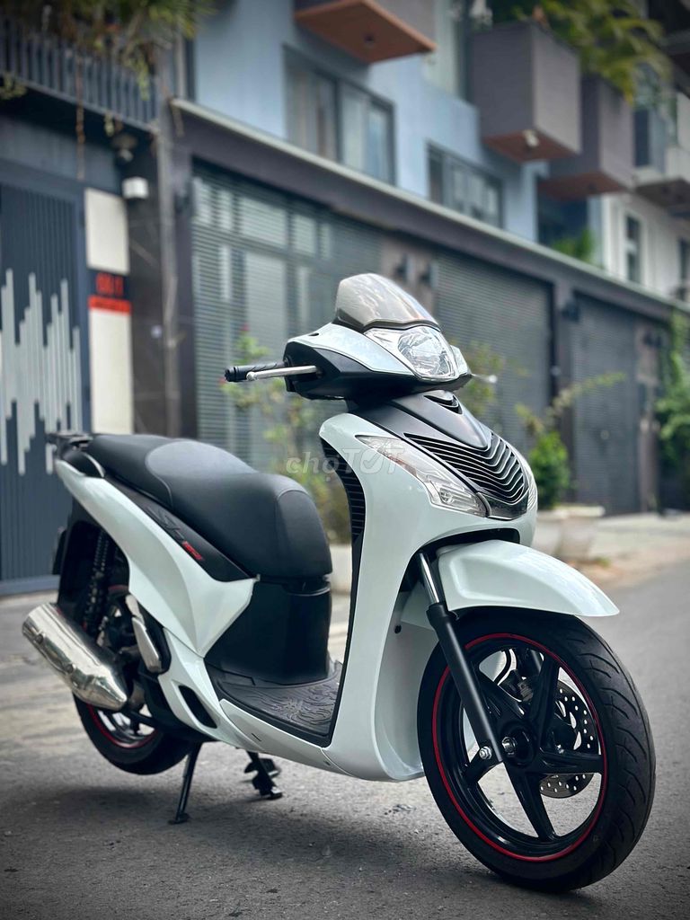 🌈Honda Sh 125i vn Up Sh Ý 2010 Chất Xe Zin Siêu Đẹ. Mua bán Xe máy tại Quận Gò Vấp Tp Hồ Chí Minh được đăng bởi Xe Máy Hiệp Phát hình 3