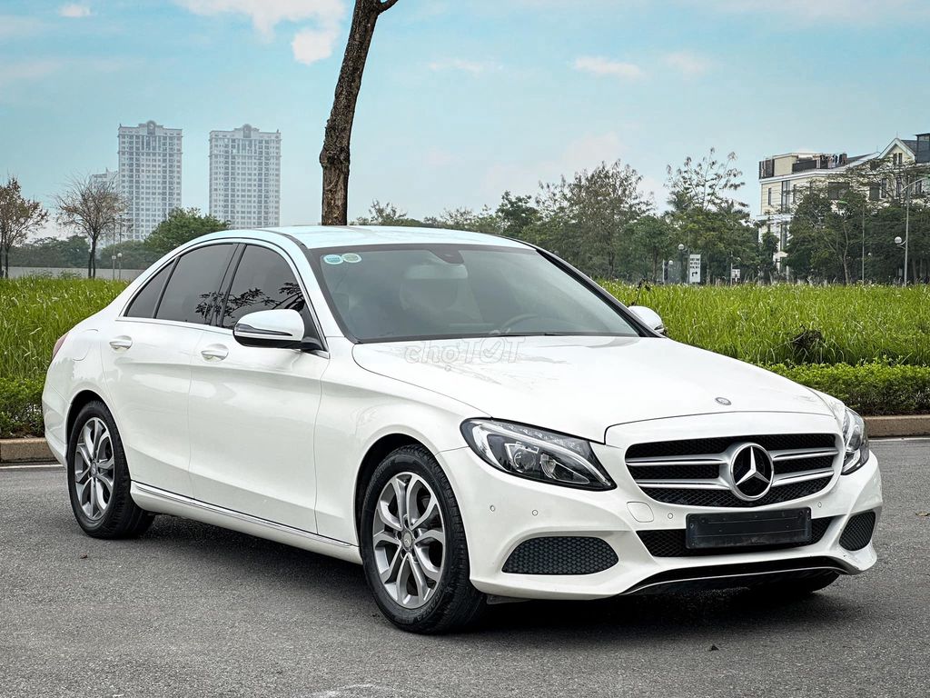 Mercedes Benz C200 sx 2016 - 60,000 Miles cọp.. Mua bán Ô tô tại Thành phố Thủ Đức Tp Hồ Chí Minh được đăng bởi Đức Xe Chất 9X hình 4