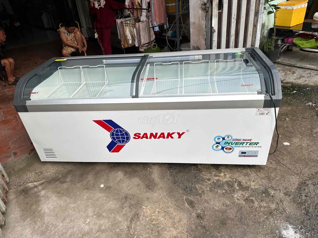 Tủ Đông Sanaky 750 Lít inverter Bh hãng 2026 98%