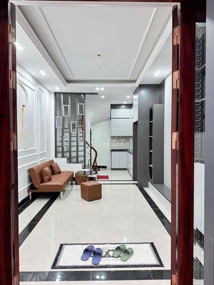 Bán nhà Phú Diễn Bắc Từ Liêm 32m2 nhà xây 5 tầng Full Nội Thất. Mua bán nhà ở tại Quận Bắc Từ Liêm Hà Nội được đăng bởi Lê Duy Dương