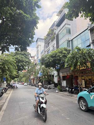 Townhouse 35 m² · 3 bed · Phố Hàng Da