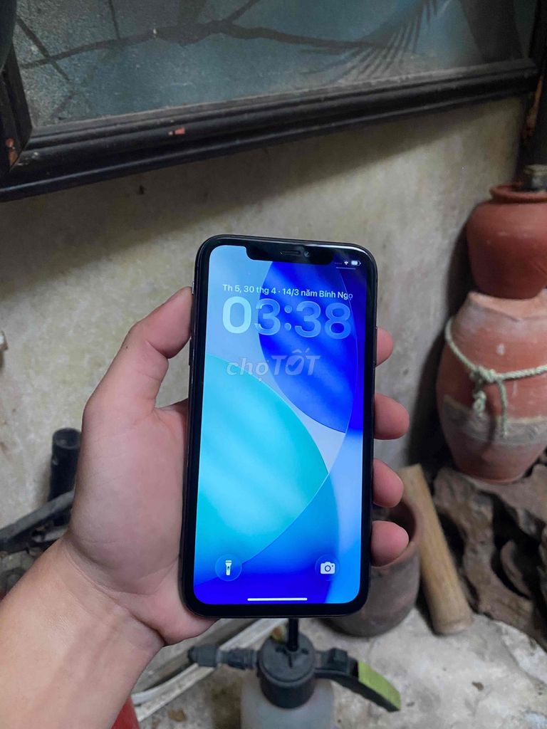 iPhone 11 256GB Đen Đã thay màn hình. Mua bán Điện thoại tại Quận Hoàn Kiếm Hà Nội được đăng bởi Chuyên bàn ghế gỗ  hình 1
