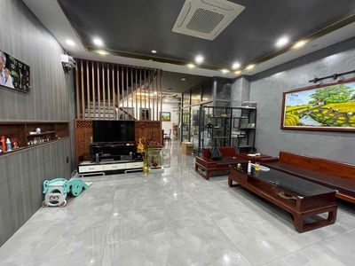 Cho thuê nhà nguyên căn full nội thất cao cấp đường Bàu Gốc