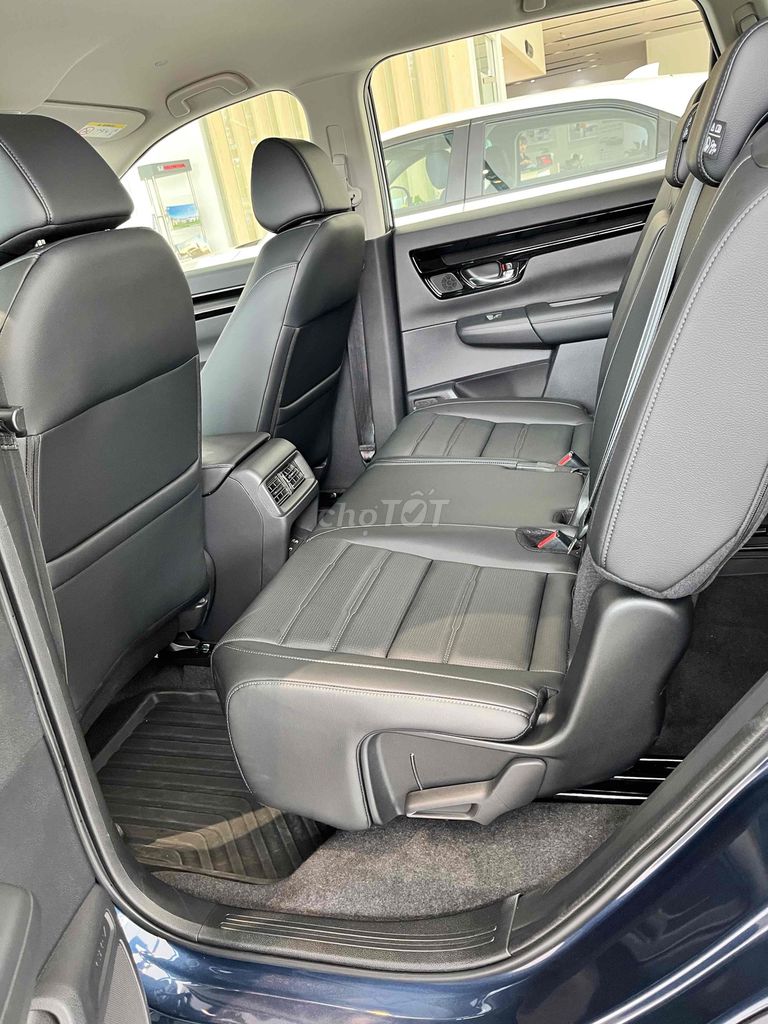 HONDA CRV L 2025 - GIẢM 80Tr TM - PHỤ KIỆN - BH. Mua bán Ô tô tại Quận 7 Tp Hồ Chí Minh được đăng bởi Honda Ô Tô Sài Gòn Quận 7 hình 8