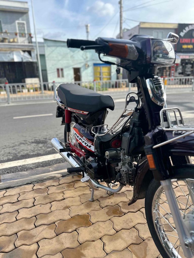 Honda Dream màu Nâu đỏ. Mua bán Xe máy tại Quận Bình Tân Tp Hồ Chí Minh được đăng bởi Lê Gia Huy hình 8