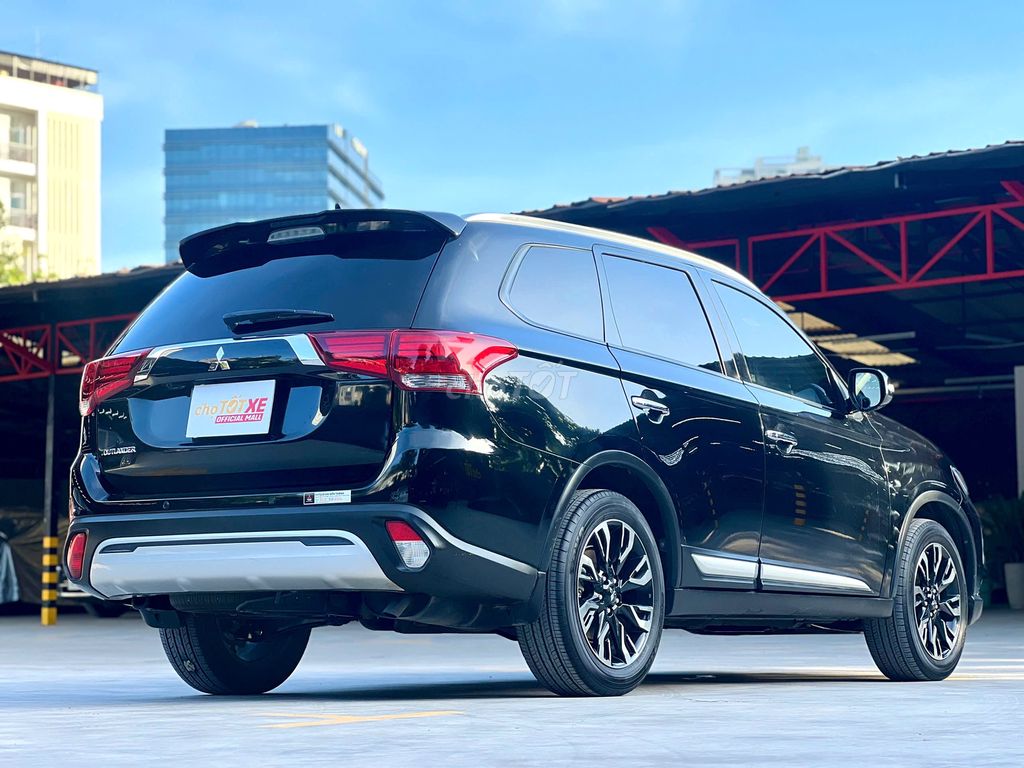Mitsu Outlander 2020 2.0 CVT - 22,000 km Đẹp Keng. Mua bán Ô tô tại Quận Tân Phú Tp Hồ Chí Minh được đăng bởi Nguyên Xe Tốt OFFICIAL MALL hình 6