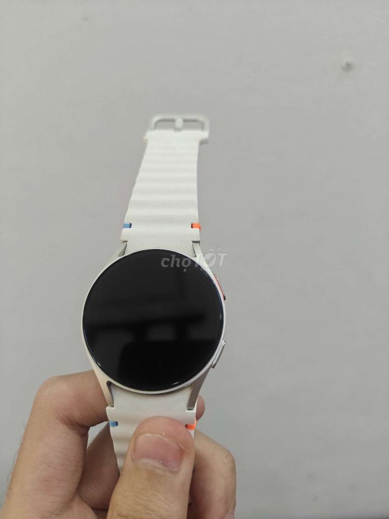 Samsung Galaxy Watch 7 40mm GPS. Mua bán Thiết bị đeo thông minh tại Huyện Thanh Trì Hà Nội được đăng bởi Lê Hồng Nguyên hình 1