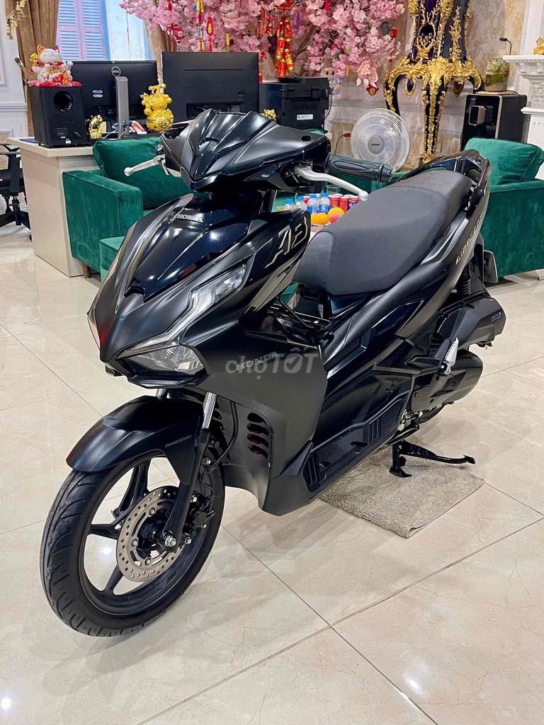 XE MÁY 68 - Honda Air Blade 125 2024 Đen Sần Lướt. Mua bán Xe máy tại Quận Hai Bà Trưng Hà Nội được đăng bởi Đức Anh hình 5