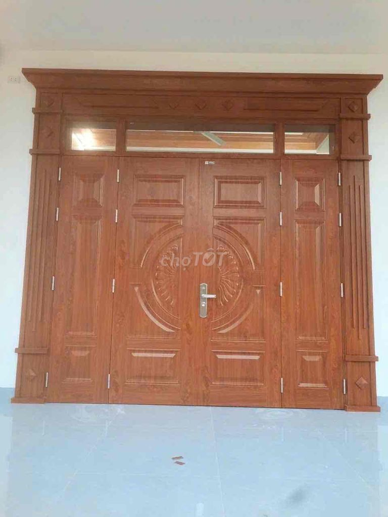 Cửa nhôm vân gỗ SaiGonDoor