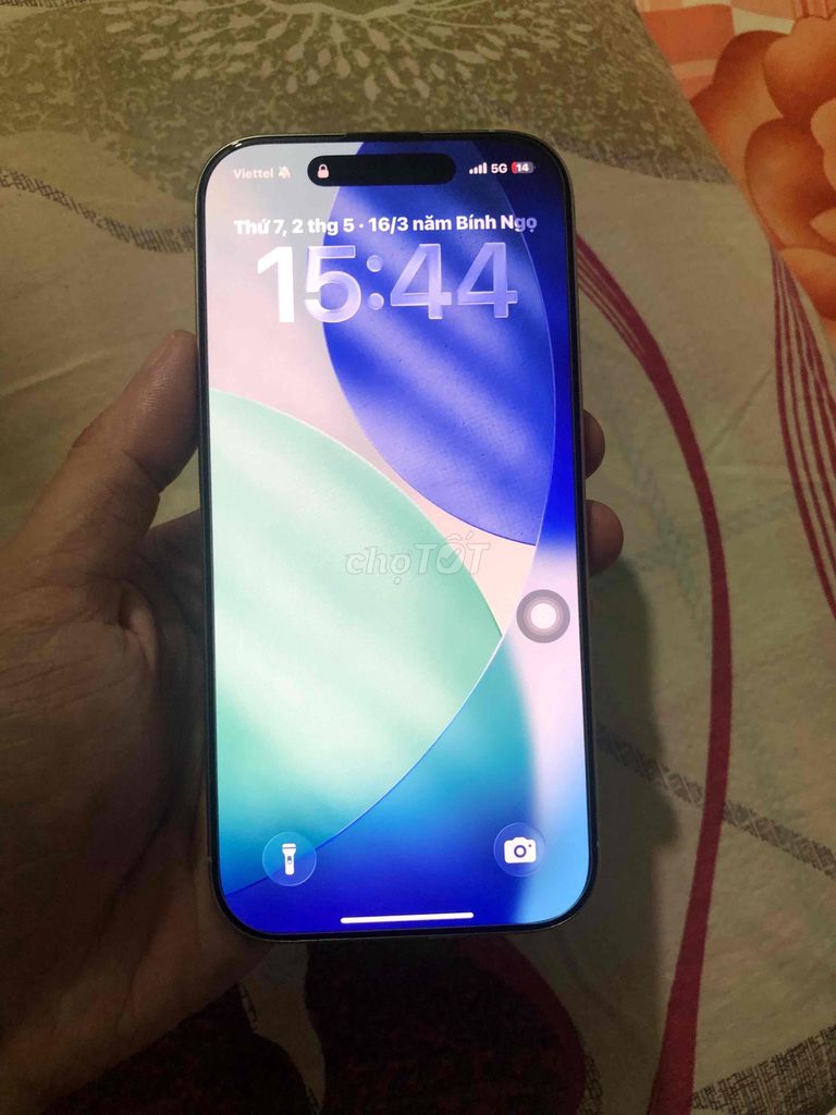iPhone 16 Pro 128GB trắng máy quốc tế bản Mỹ. Mua bán Điện thoại tại Thành phố Biên Hòa Đồng Nai được đăng bởi lê nhật minh hình 1