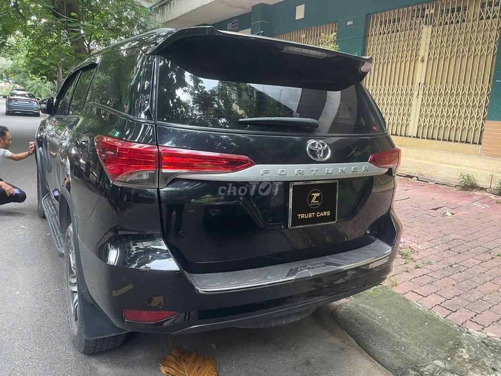 Toyota Fortuner 2019 2.4G 4x2 MT-71000km giữ gìn. Mua bán Ô tô tại Quận 8 Tp Hồ Chí Minh được đăng bởi Mr Can hình 7
