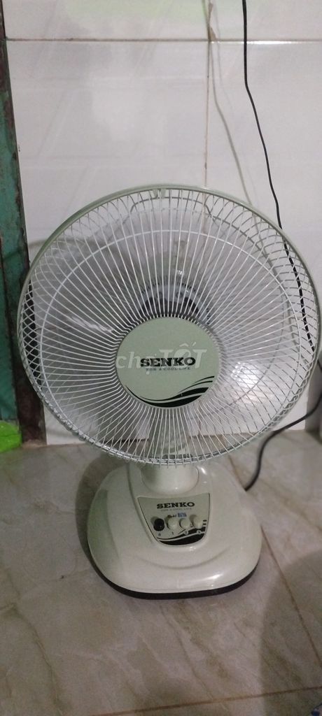 Quạt bàn Senko B1216 Trắng Đã sử dụng. Mua bán Quạt tại Huyện Châu Thành Bến Tre được đăng bởi A quang  hình 1