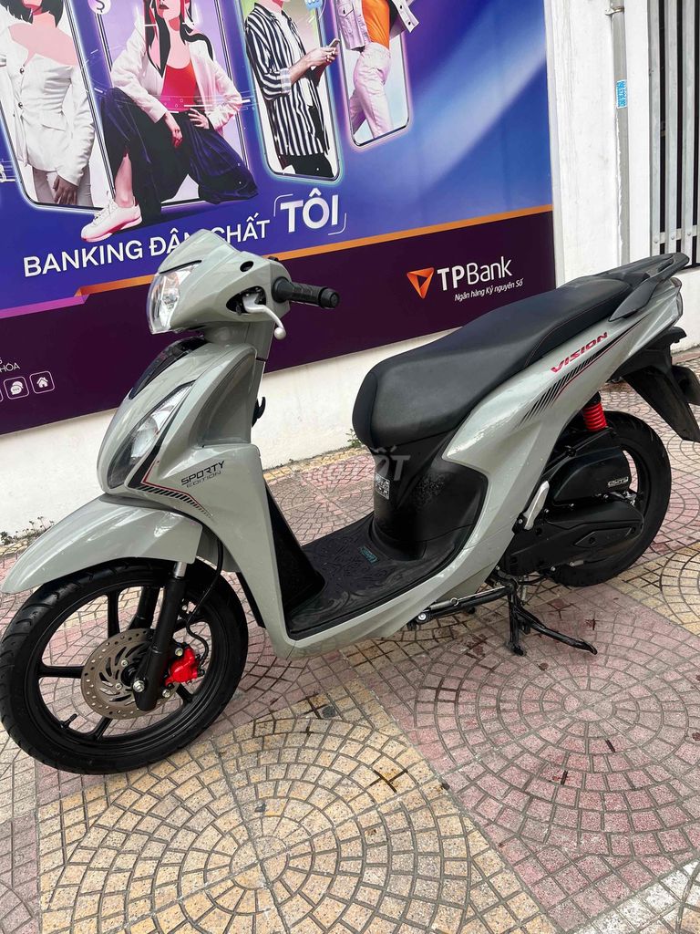 vision chính chủ từ mới cần bán. Mua bán Xe máy tại Quận Hà Đông Hà Nội được đăng bởi tung hình 1