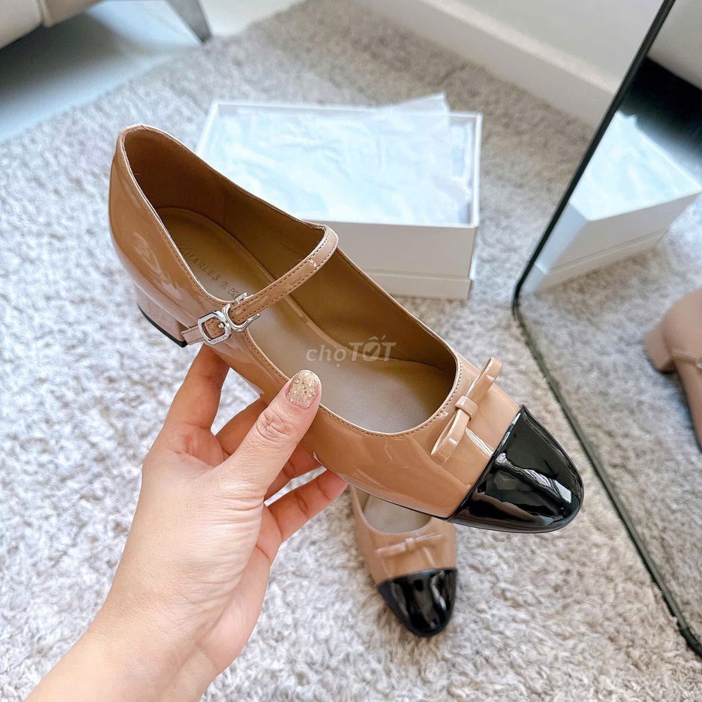 Giày cao gót Charles & Keith Nữ size 38 Mới. Mua bán Giày dép tại Quận Liên Chiểu Đà Nẵng được đăng bởi Minh Anh Nguyễn hình 1