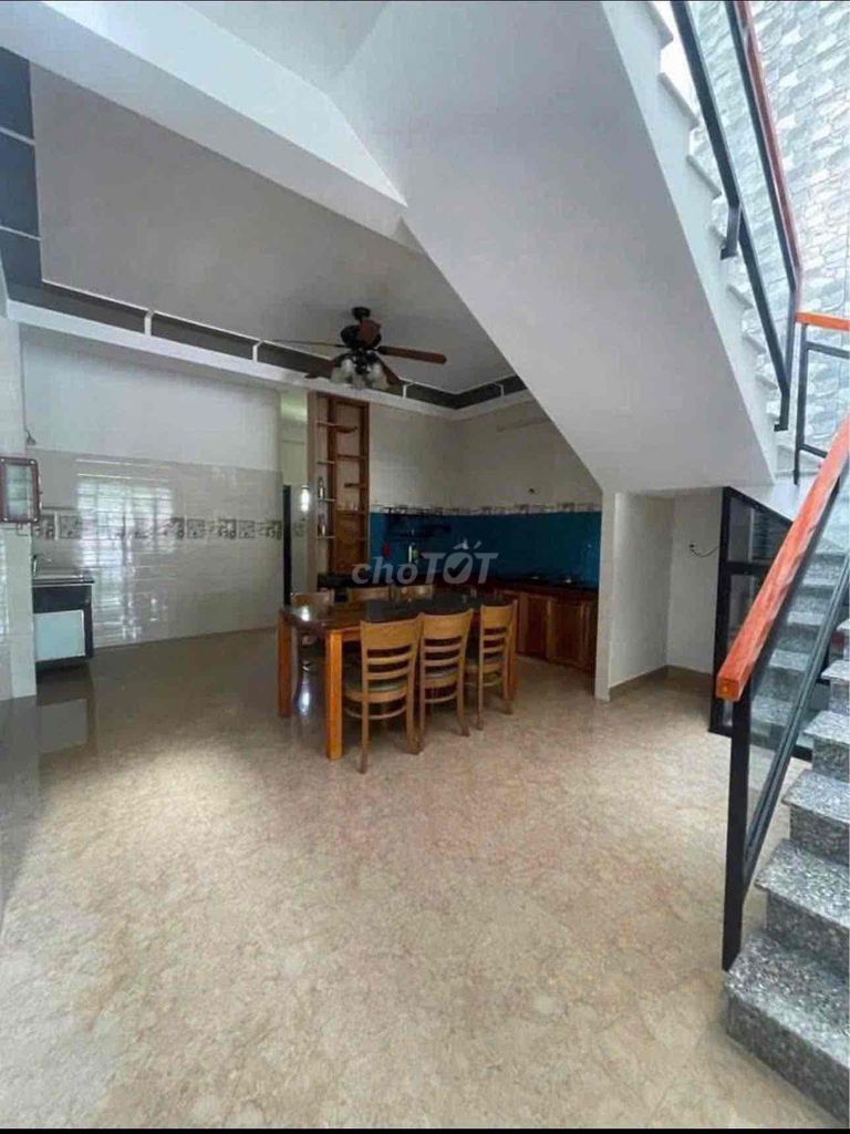 Аренда · 2 комн. · 100 м² · Quận Cẩm Lệ, ул. Đường Phan Thao