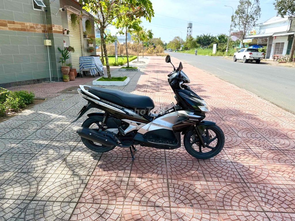 🛵𝐀𝐛 𝟐𝟎𝟏𝟎 𝐅𝐢 𝐌𝐚́𝐲 𝐙𝐢𝐧 𝐄̂𝐦,𝐌𝐚́𝐲 𝐂𝐡𝐚̂́t. Mua bán Xe máy tại Huyện Phong Điền Cần Thơ được đăng bởi Danh Hà hình 5