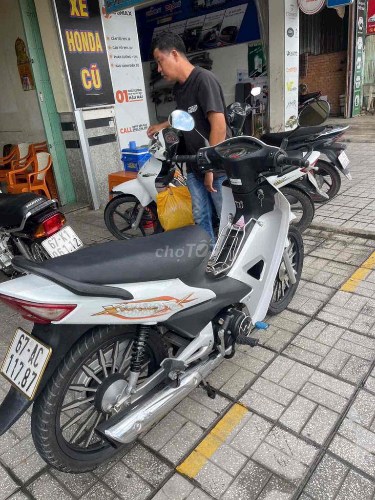 gia đình dư dùng bán lại cho anh chị em cần xài. Mua bán Xe máy tại Thành phố Long Xuyên An Giang được đăng bởi Phan tan tai hình 2