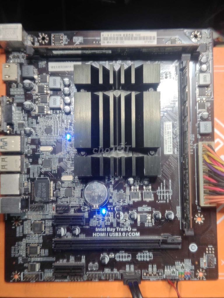 Chip Celeron J1900 ram 8GB (không fe chắn)