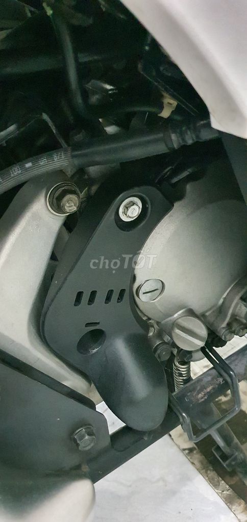 Honda SH Việt Kiều Ý Trắng 28592 km. Mua bán Xe máy tại Quận Hai Bà Trưng Hà Nội được đăng bởi Chức hình 6