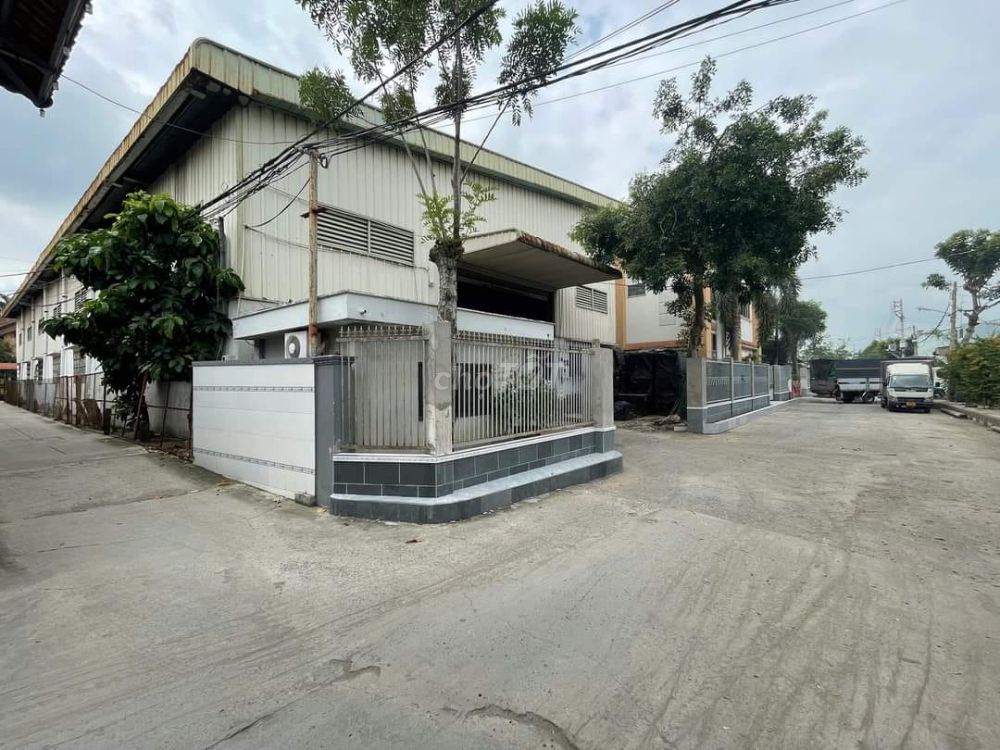 Cho thuê kho xưởng 1.450m2 Tân Kiên, Bình Chánh. Xe Container 24/24.