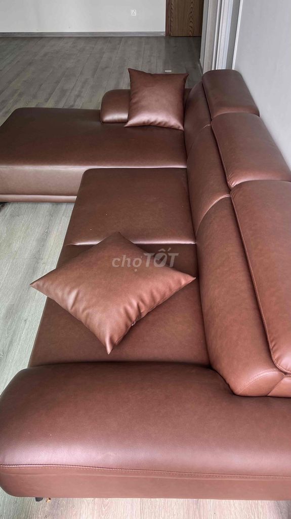 Sofa góc Da Nâu 2m4 Như mới. Mua bán Bàn ghế tại Quận Hà Đông Hà Nội được đăng bởi Nguyễn Trọng Hiền hình 1