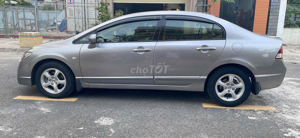 Honda Civic 2010 - 135000 km. Mua bán Ô tô tại Thành phố Dĩ An Bình Dương được đăng bởi Phan văn Độ hình 7