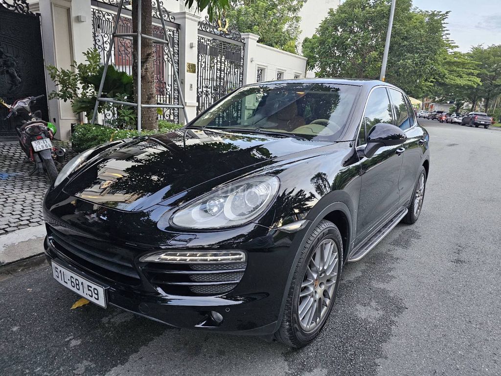 Porsche Cayenne 2014 - 90000 km. Mua bán Ô tô tại Quận 7 Tp Hồ Chí Minh được đăng bởi Trần Bảo hình 1