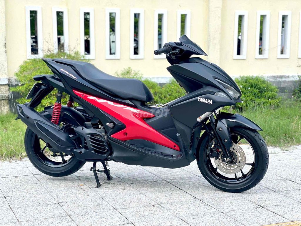 Yamaha NVX 125 ABS 2018 Черный, Красный