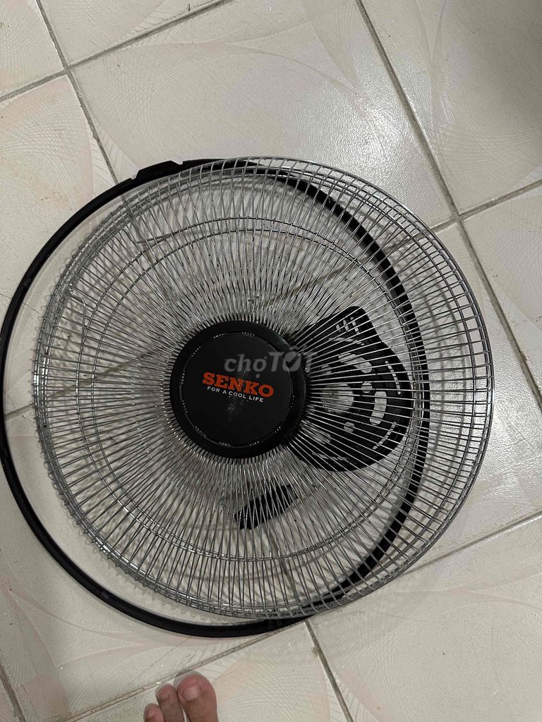 Lồng quạt Senko Kim loại, nhựa Đen, bạc Đã sử dụng. Mua bán Quạt tại Quận Bình Thạnh Tp Hồ Chí Minh được đăng bởi Anh Duy hình 1