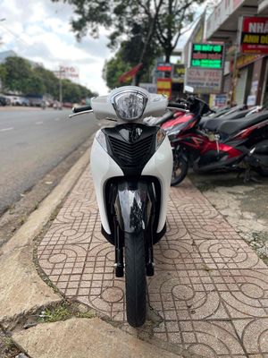 Honda SH Mode 2018 Trắng đen