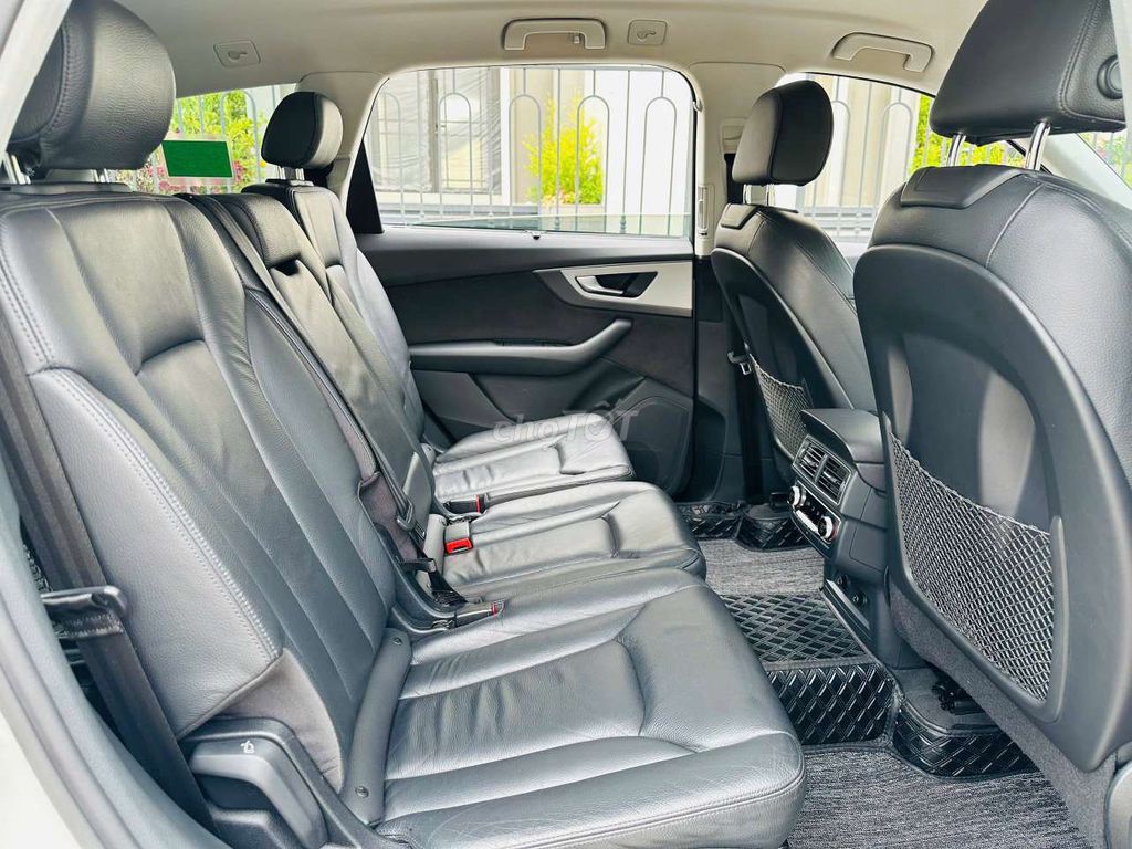 Audi Q7 2018 Trắng 60000 miles. Mua bán Ô tô tại Quận Bắc Từ Liêm Hà Nội được đăng bởi Phạm Bá Hướng hình 5