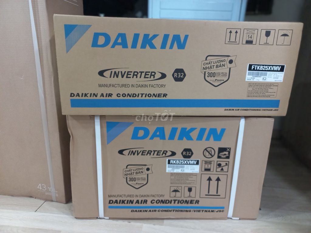 Daikin inverter 1Hp  FTKB25XVMV Giá Kho Thủ Đức