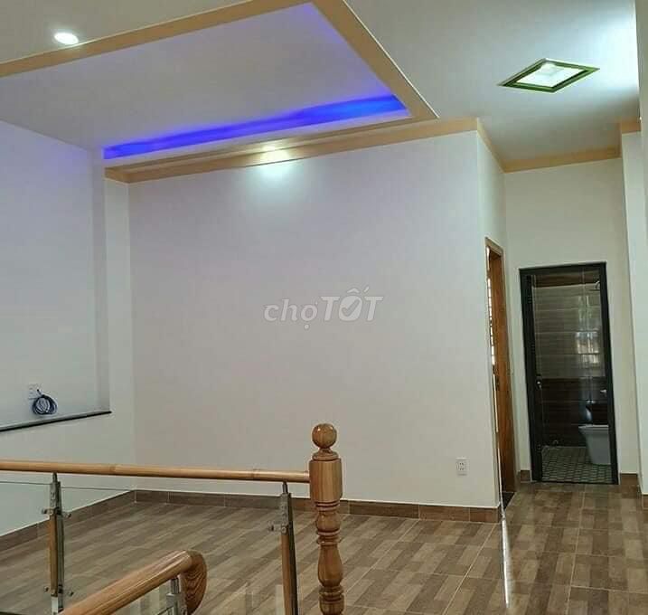 CHUYỂN RA HN BÁN NHÀ VƯỜN LÀI Q12 1TY850/65M2 , SHR, CÒN THƯƠNG LƯỢNG