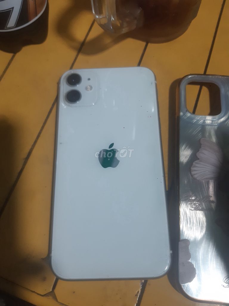 Apple iPhone 11 64GB Trắng. Mua bán Điện thoại tại Quận Phú Nhuận Tp Hồ Chí Minh được đăng bởi Bính Mai hình 1