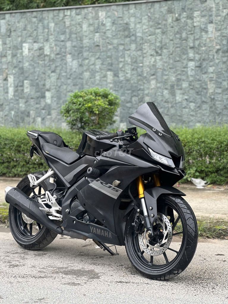 Yamaha R15V3 2023 cực đẹp có trả góp trao đổi ✅. Mua bán Xe máy tại Quận Thanh Xuân Hà Nội được đăng bởi Phú Lý hình 4