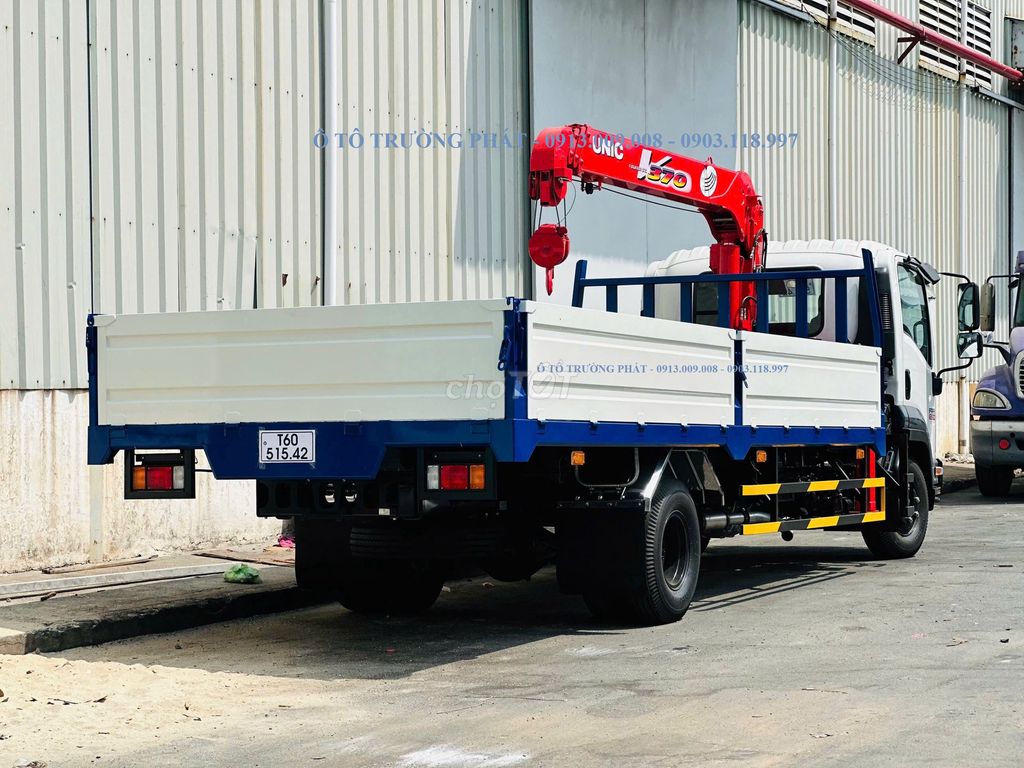 Isuzu 6 tấn cẩu Unic 340-370 thùng 6.1m xe Euro 5. Mua bán Xe tải, xe ben tại Quận 12 Tp Hồ Chí Minh được đăng bởi Mr Thành hình 3