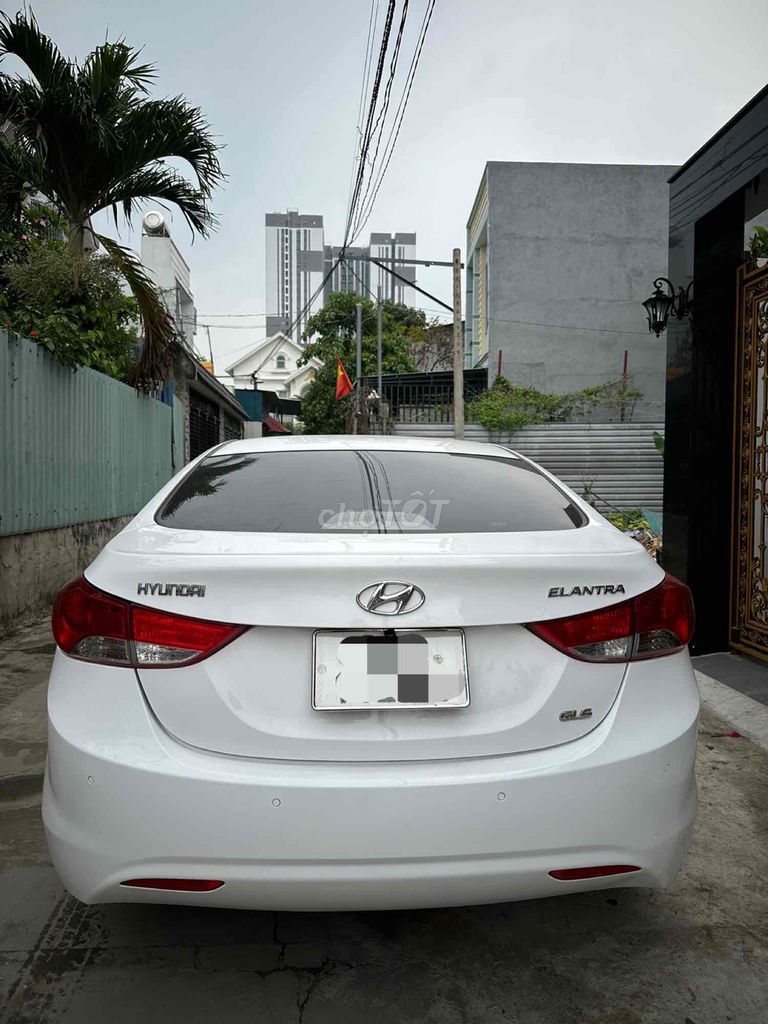 Hyundai Elantra 2013 1.8 AT - 150000 km