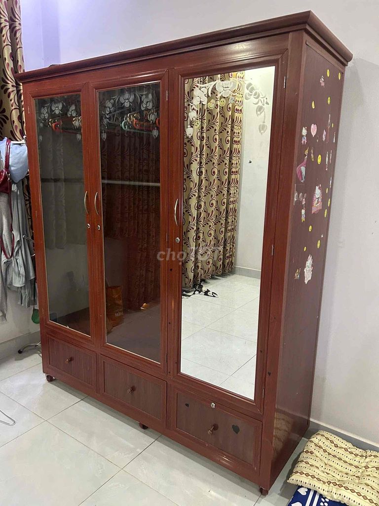 thanh lí tủ quần áo giá rẻ. Mua bán Tủ, kệ gia đình tại Quận Bình Thạnh Tp Hồ Chí Minh được đăng bởi Bảo Trần hình 1
