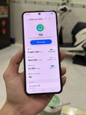 Samsung Galaxy Z Flip5 512GB Xám Đã sử dụng. Mua bán Điện thoại tại Quận Phú Nhuận Tp Hồ Chí Minh được đăng bởi Thích trải nghiệm