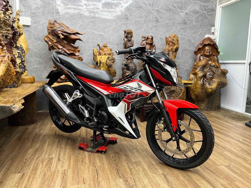 Honda Sonic 150R 2020 chính chủ xe đẹp keng. Mua bán Xe máy tại Quận 7 Tp Hồ Chí Minh được đăng bởi Xe Cũ Hiếu CT hình 6