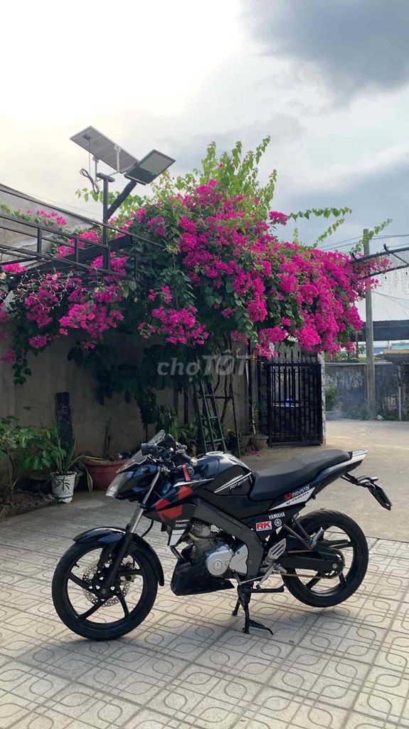 Dư dùng nên bán xe FZ150 máy zin. Mua bán Xe máy tại Quận Cẩm Lệ Đà Nẵng được đăng bởi Đạo Minh Trần hình 2