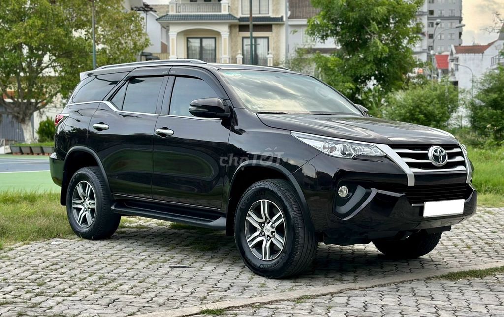 Toyota Fortuner 2020 2.4G 4x2 MT - 20,000 km 1 chủ. Mua bán Ô tô tại Thành phố Thủ Đức Tp Hồ Chí Minh được đăng bởi Đức Tứ Bánh hình 6